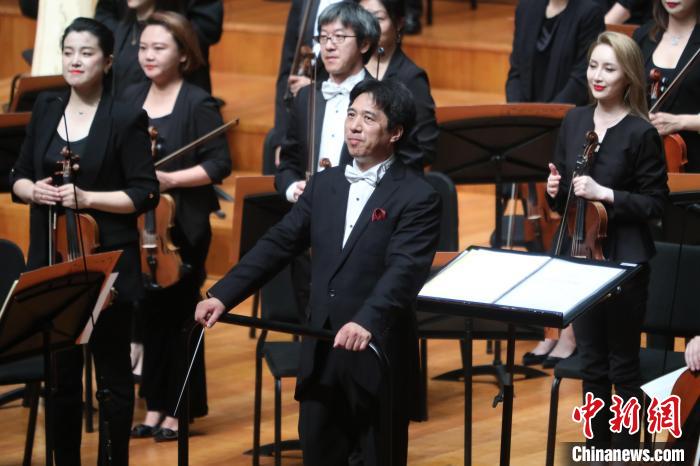 首次晋京演出,交响诗篇《长城》奏响国家大剧院(图3) 首次晋京演出,交响诗篇《长城》奏响国家大剧院(图3)