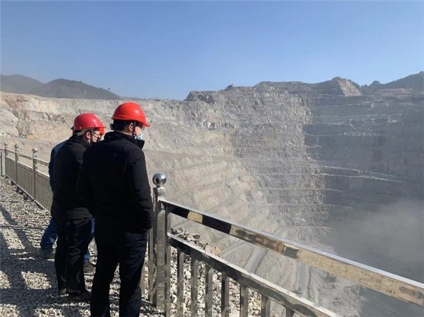 矿山边坡灾害敲响警钟，中国移动全力守护矿山安全(图3)