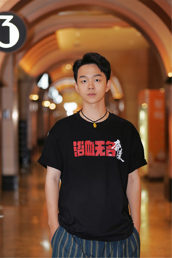 郝汉等主演《浴血无名·奔袭》今日全网上线(图3)