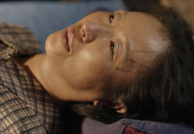 人生之路：看懂刘巧英听墙角，才明白刘立本为何会偷偷把钱给巧珍(图12)