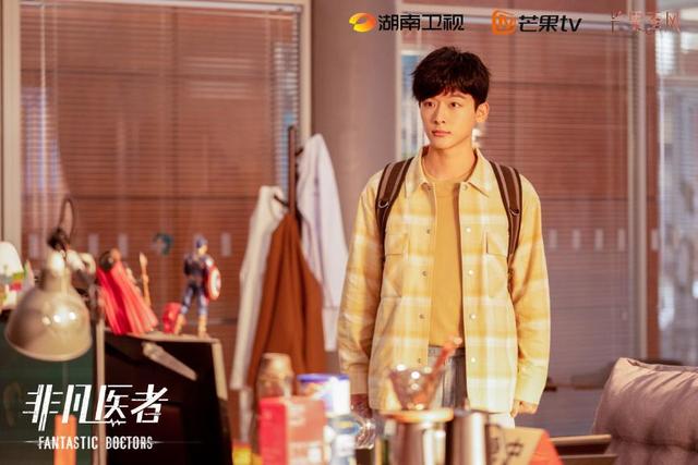 《非凡医者》定档 张晚意反差演绎另类“医学天才”(图4)