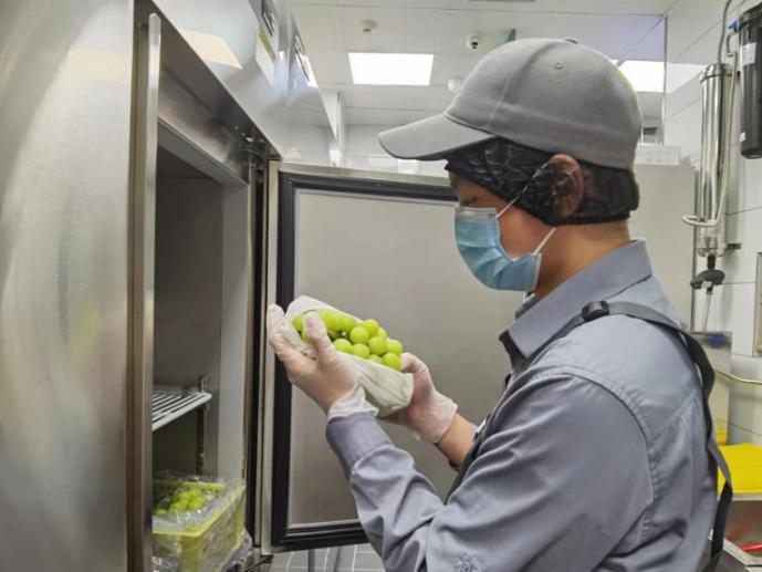 奈雪AI溯源预警系统保障食品安全 数智化成果亮相全国食安周(图2)