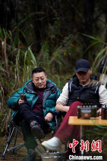 对话剧版《三大队》创作团队：拍出“案”中的暗与光(图3)