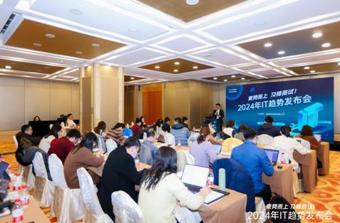 赛迪顾问：预计2035年中国人工智能产业规模达1.73万亿元