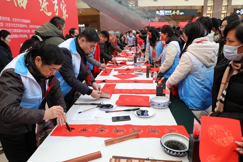 坐着火车 感受年味(图3)