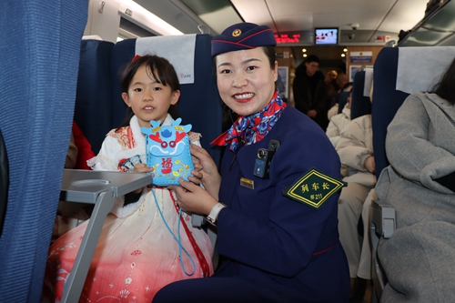 坐着火车 感受年味(图4)