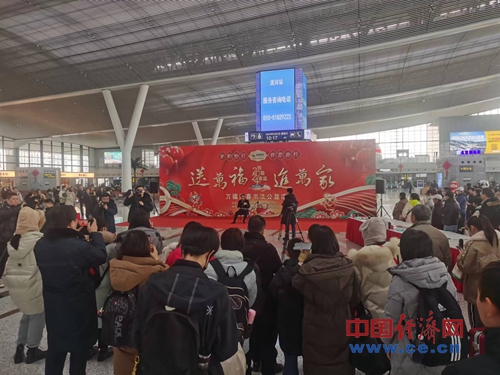 【新春走基层】后冬奥时代 京张高铁助力冰雪经济