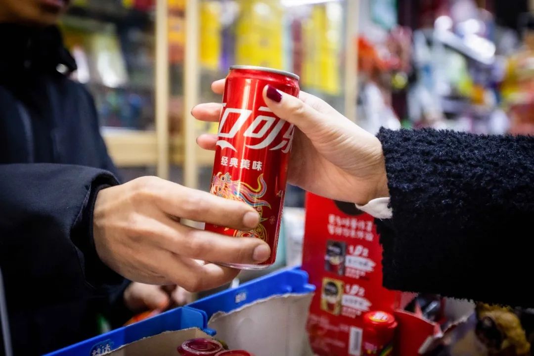 可口可乐×丰巢新春限定,如何打出「一条龙」组合拳?(图11) 25.jpg
