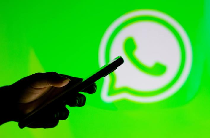 WhatsApp用户被敦促立即更新应用程序 以解决“烦人”的双屏问题(图1)