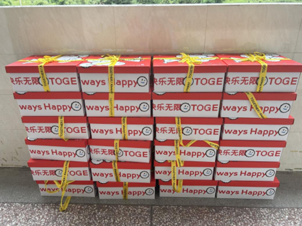 
			传音携手“情系远山”，共筑乡村科学梦想
		(图5)