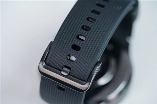 OPPO第一款圆表!OPPO Watch X星夜飞行版图赏(图18) OPPO第一款圆表!OPPO Watch X星夜飞行版图赏