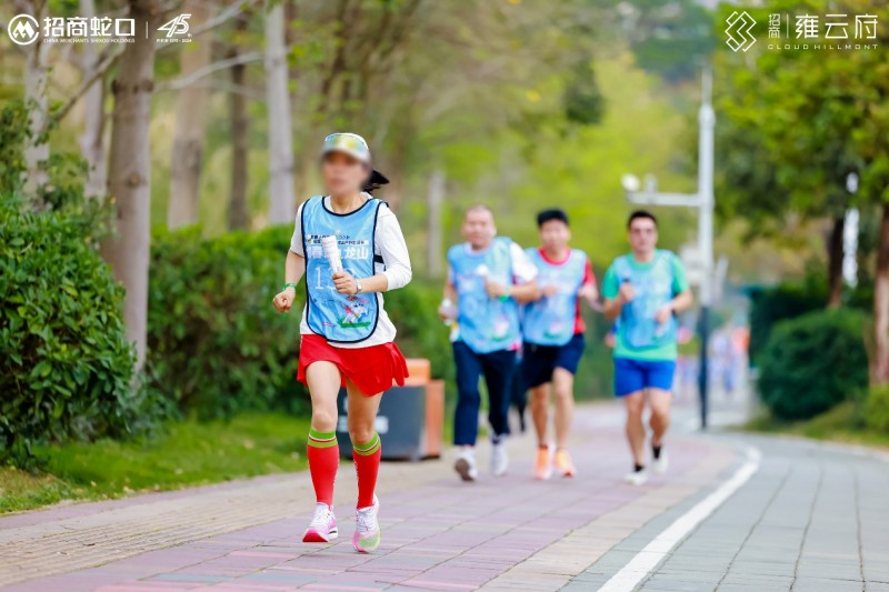 
			一路繁花，招商蛇口深圳公司带你跑进春天里
		(图2)