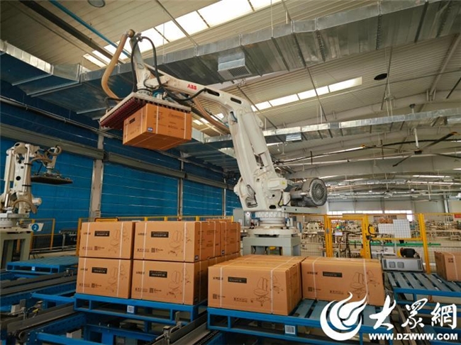 光明园迪站稳中高端市场，看聊城“质造”的学习桌如何做到“遥遥领先”(图3)