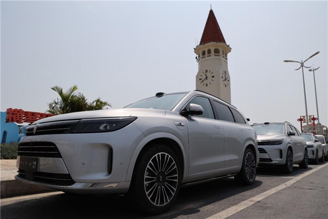 智慧泊车天花板 赛力斯问界新M7究竟有多强？(图1)