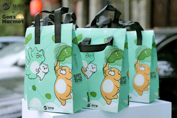 益禾堂请吃席出圈，密子君、全炫丸……吃辣星人都来了！(图3)