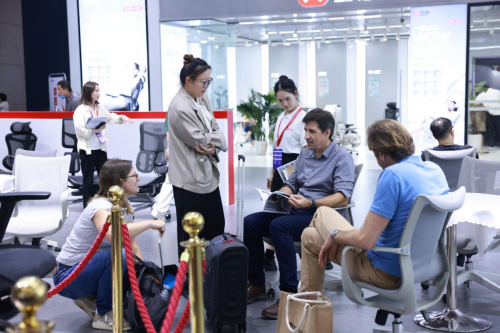 西昊人体工学椅出口海外的底气和跃迁(图3)