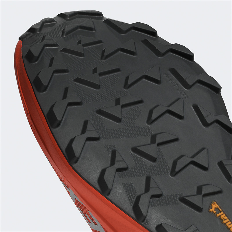 adidas TERREX发布新款越野竞训跑鞋 Agravic 3 大速恒星,竞赛野训,游刃有余(图6) adidas TERREX发布新款越野竞训跑鞋 Agravic 3 大速恒星,竞赛野训,游刃有余