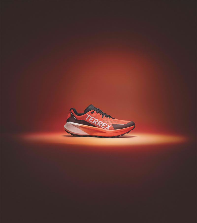 adidas TERREX发布新款越野竞训跑鞋 Agravic 3 大速恒星,竞赛野训,游刃有余(图1) adidas TERREX发布新款越野竞训跑鞋 Agravic 3 大速恒星,竞赛野训,游刃有余