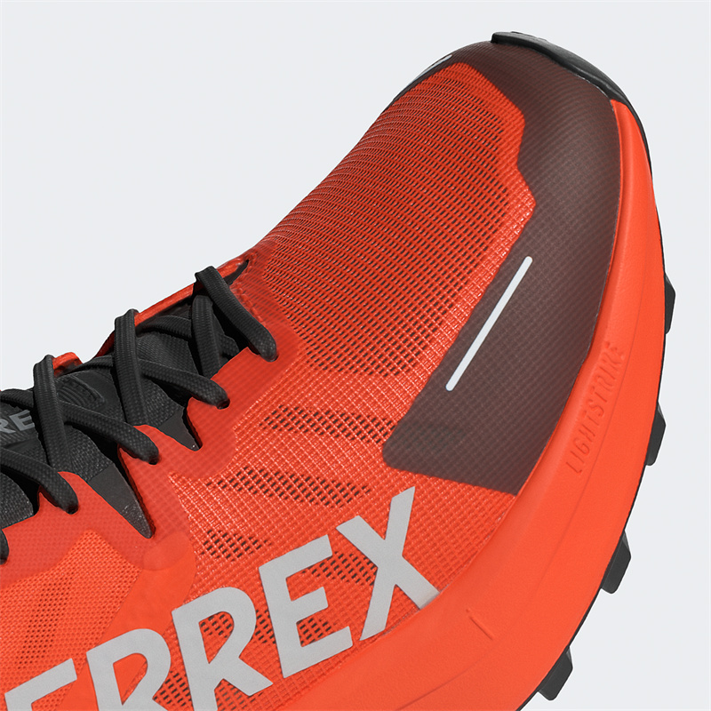 adidas TERREX发布新款越野竞训跑鞋 Agravic 3 大速恒星,竞赛野训,游刃有余(图5) adidas TERREX发布新款越野竞训跑鞋 Agravic 3 大速恒星,竞赛野训,游刃有余
