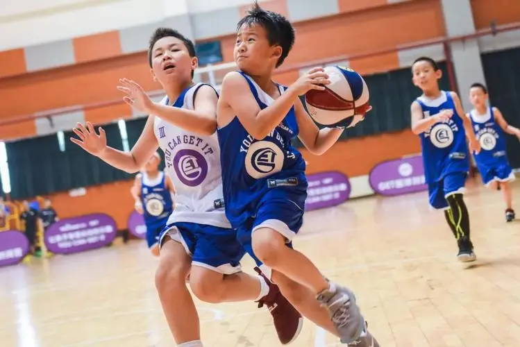 最差B-，三赢！3队6人交易方案出炉：勇士押宝巴特勒 保罗赴魔术