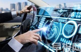 构建智能安全出行体验，存储在OTA中扮演什么角色？