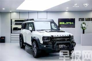 旅行者银龙之翼：方盒子SUV的颜值新标杆，仅售21.99万