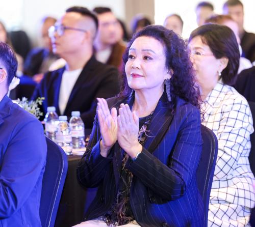 法国崔佧新品发布仪式在上海的公主号游轮上拉开帷幕(图2) 法国崔佧新品发布仪式在上海的公主号游轮上拉开帷幕(图2)