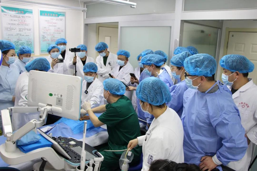 朗豪医疗集团肌骨超声培训落地葫芦岛中心医院 开创精准诊疗新纪元(图22) 朗豪医疗集团肌骨超声培训落地葫芦岛中心医院 开创精准诊疗新纪元(图22)