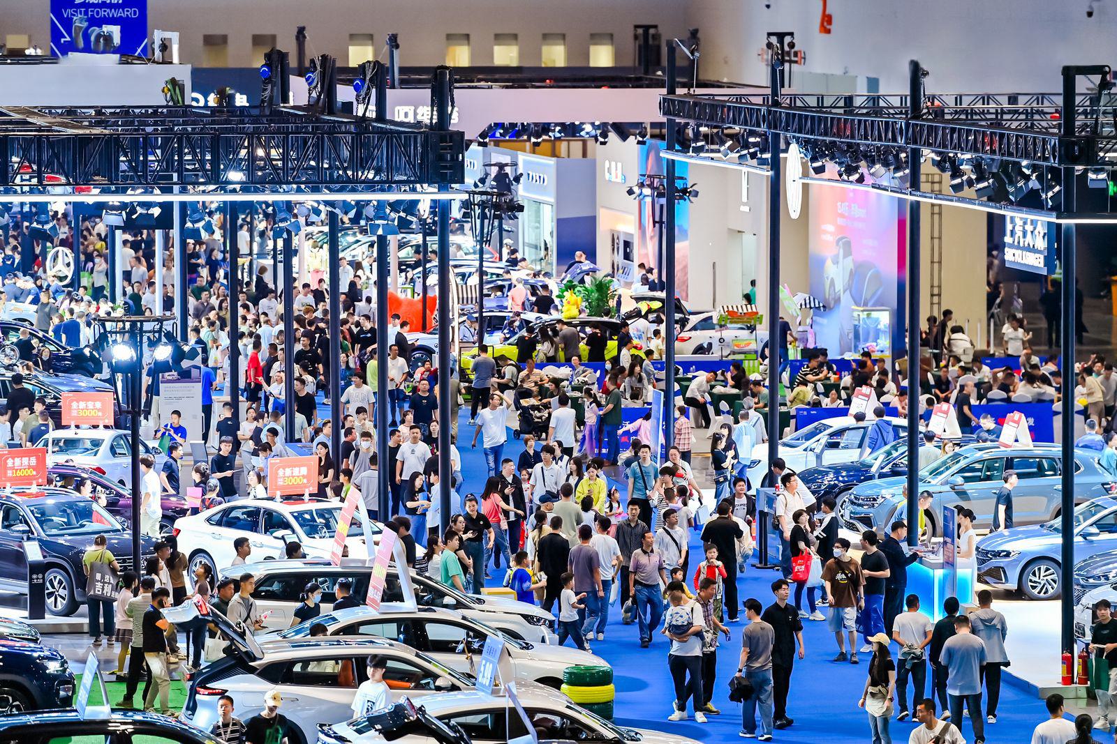 品牌价值突破200亿！国贸地产荣膺2025房地产开发企业品牌价值TOP17(图8)