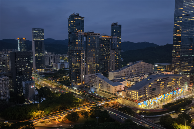 光绘鹏城 艺暖福田 ——2025 福田光影艺术季启幕,以日常微光点亮城市新篇(图2) 光绘鹏城 艺暖福田 ——2025 福田光影艺术季启幕,以日常微光点亮城市新篇(图2)