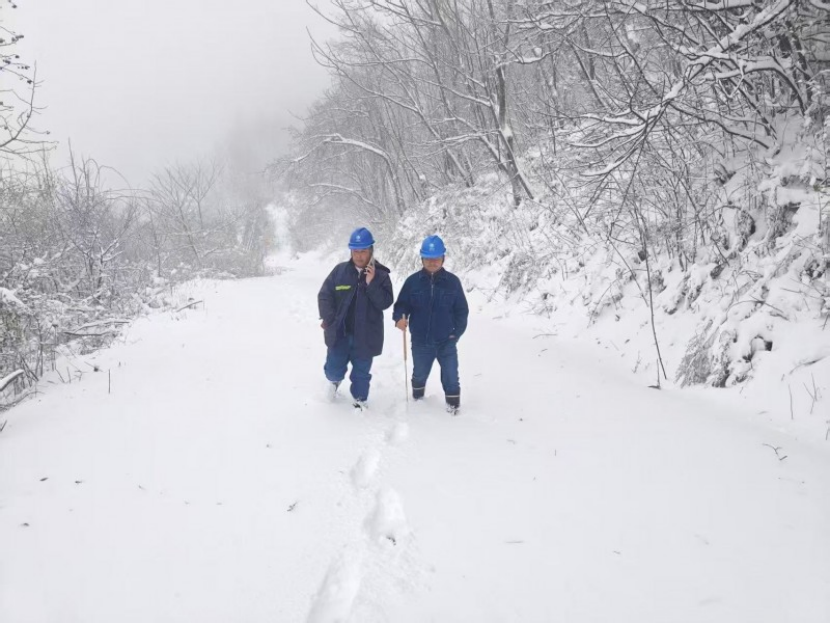 y585zninrwoHpBM3.png image.png