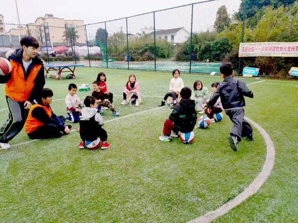 趣味活动嗨翻天 三圣社区藏着幸福密码(图1) 75|imageslim