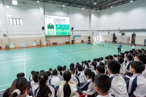 童心共筑绿色梦！南沙街道开展生活垃圾分类进校园宣传活动(图1)