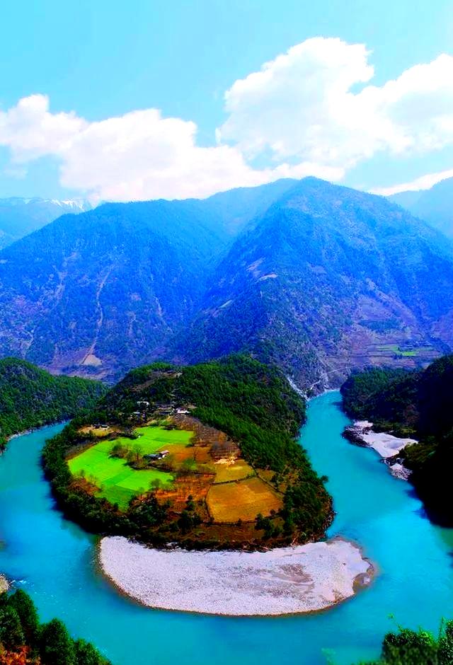 怒江第一湾：藏在横断山脉里的天地情书