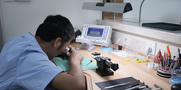 2026南京名表维修价格 南京官方亨得利售后基于透明报价的定价标准与服务规范(图2)