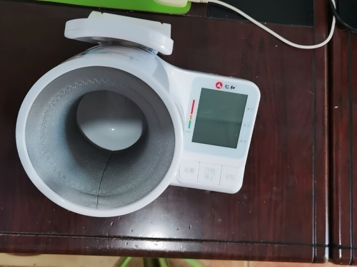 老年人重度高血压血压计怎么选?2026年十款专业血压计选购避坑指南(图18) 老年人重度高血压血压计怎么选?2026年十款专业血压计选购避坑指南(图18)