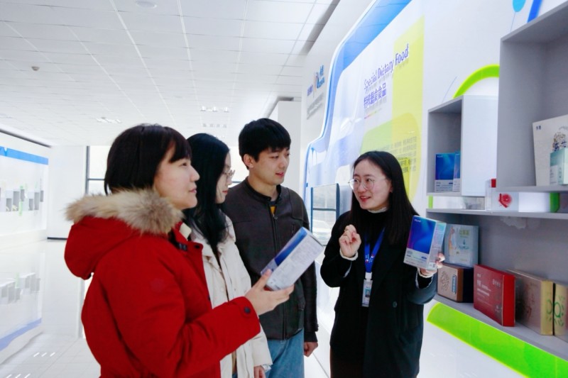 春节后现减肥热潮 各种新型瘦身产品“迷人眼”